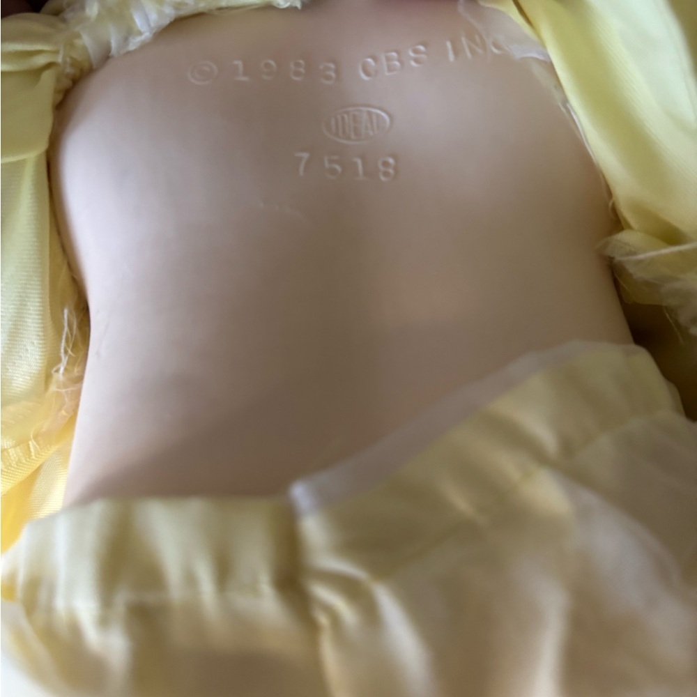 Vintage Ideal CBS Inc. Baby Doll-1983 - Picture 6 of 6